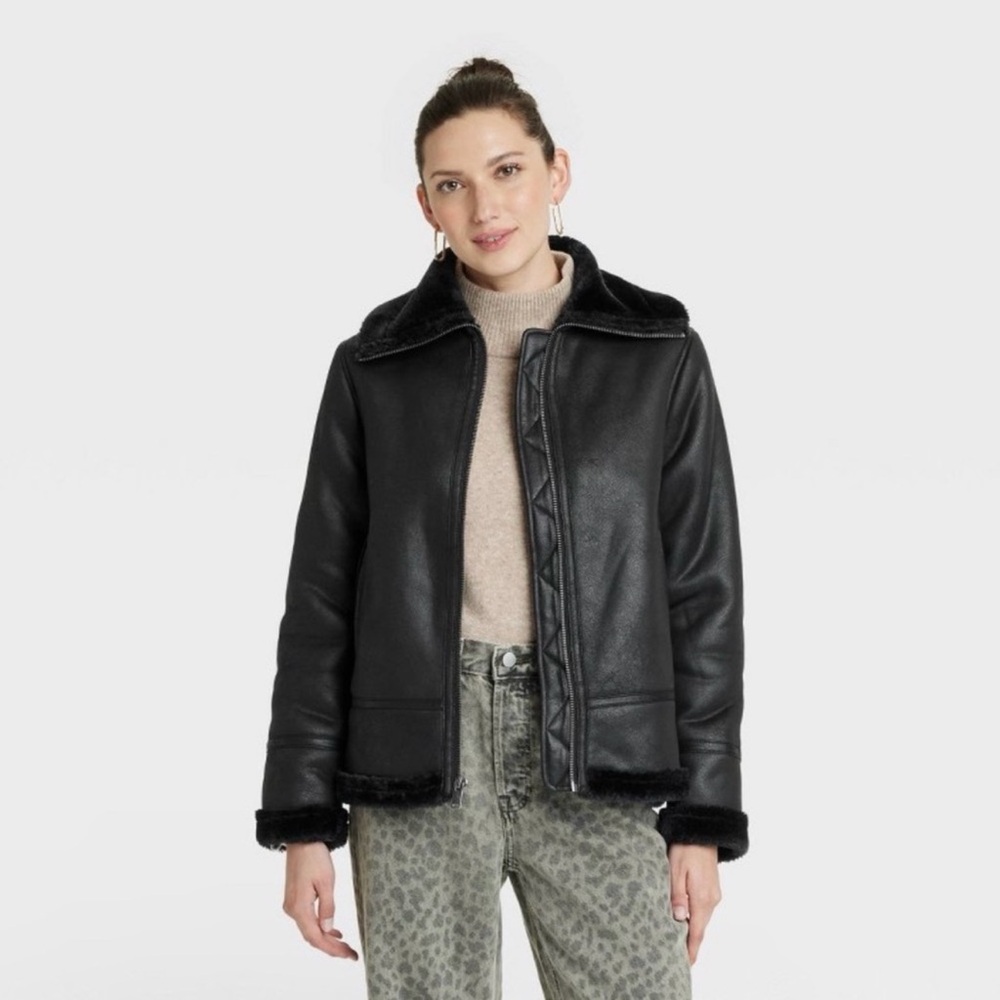 Universal Thread Black Faux-Shearling Jacket for Women